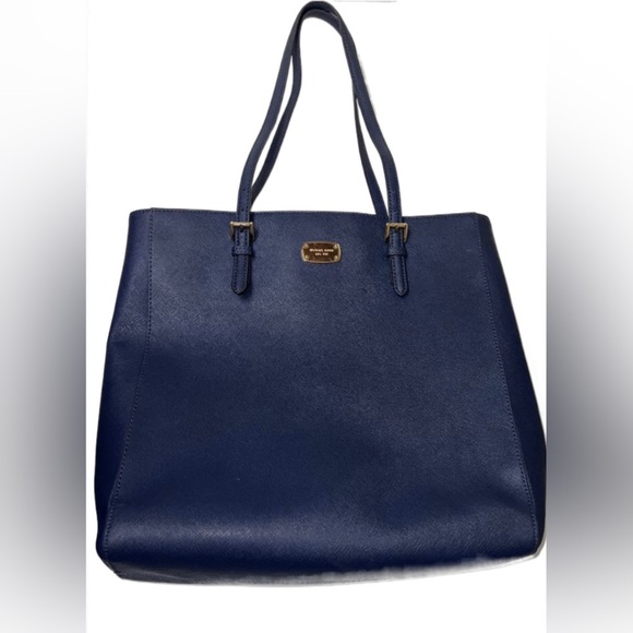 Michael Kors Handbags - Michael kors- Navy and gold bag